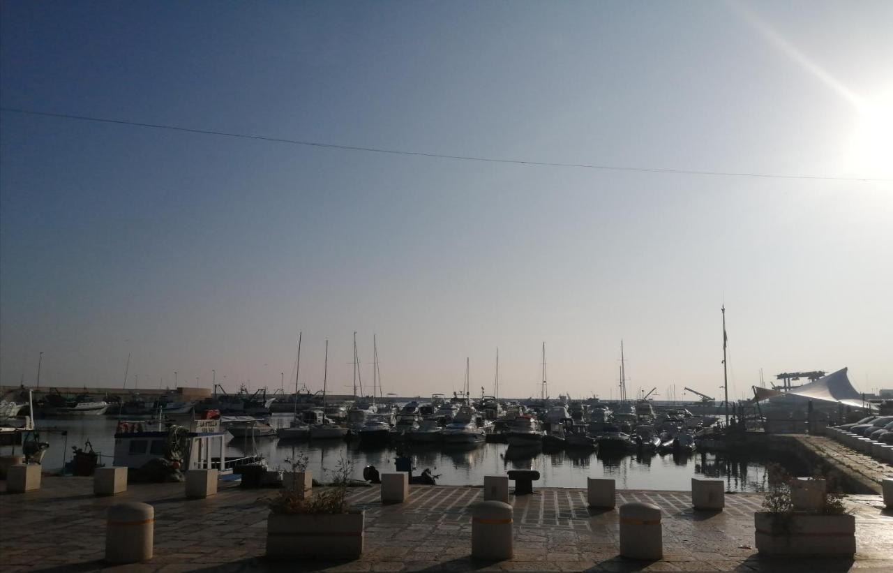 Holithªy Molª Bed and Breakfast Mola di Bari Εξωτερικό φωτογραφία